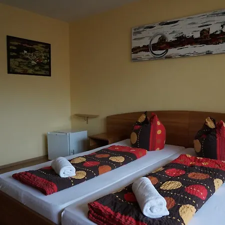 Bella Montana Pensionat Fügen