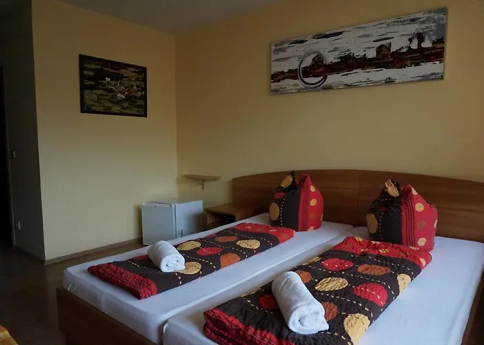 Bella Montana بيت ضيافة فغن